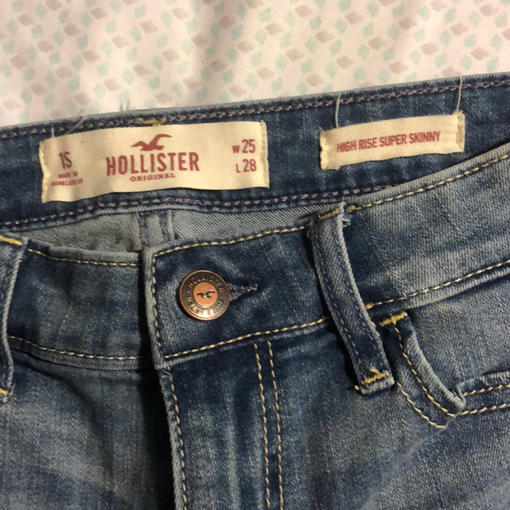Hollister high rise skinny jeans
